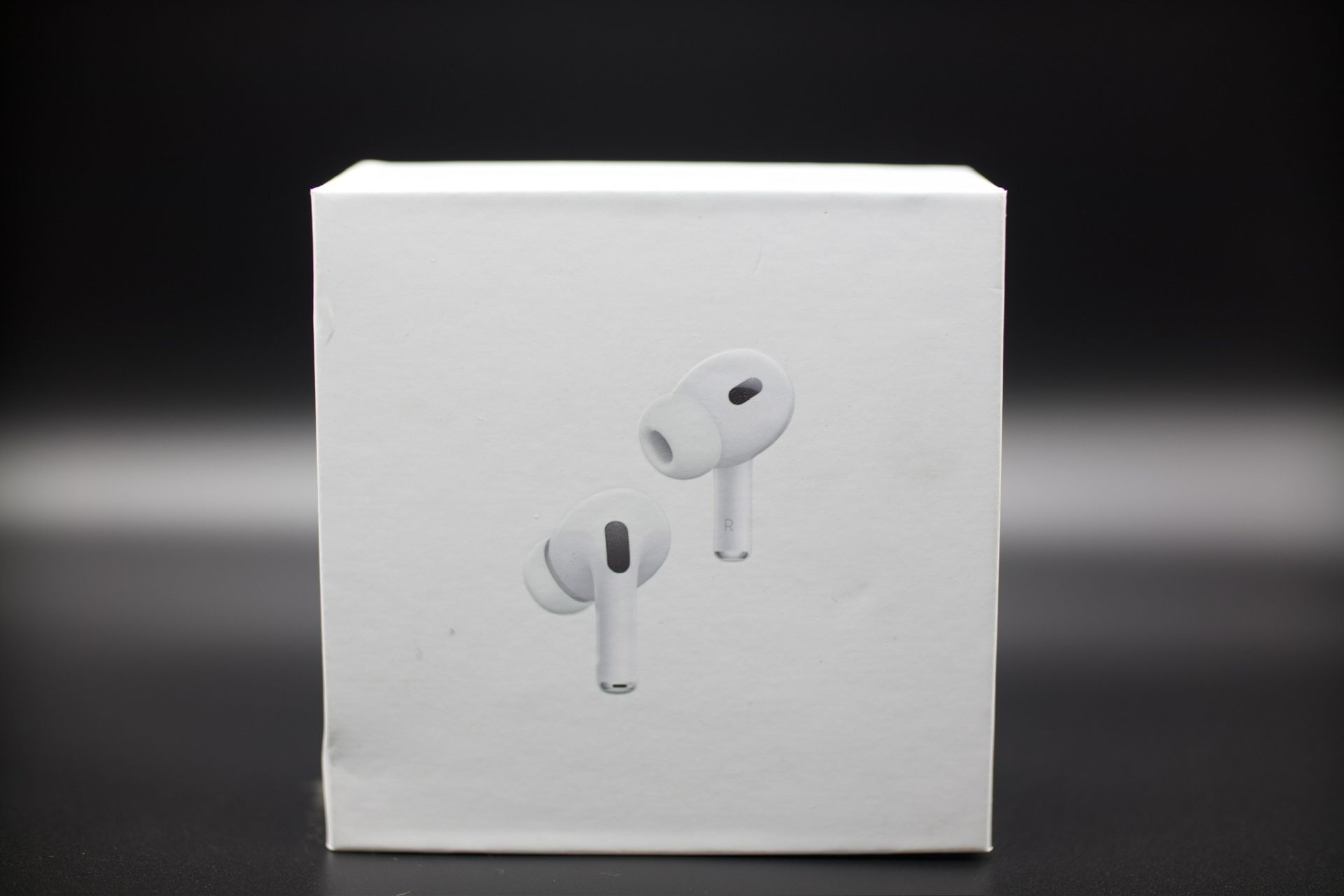 AirPods Pro (2nd Generation) with MagSafe Charging Case