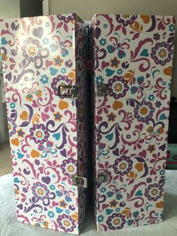 Vintage Journey Doll Travel Wardrobe Floral