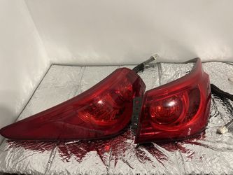 Infiniti Q50 Tail Lights Left And Right