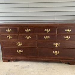 Vintage Dresser. 
