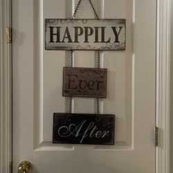Wall Sign “Happily Ever After”
