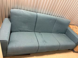 FREE COUCH