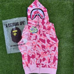 BAPE Pink Camo Shark Full-Zip Hoodie (WGM) Size Small