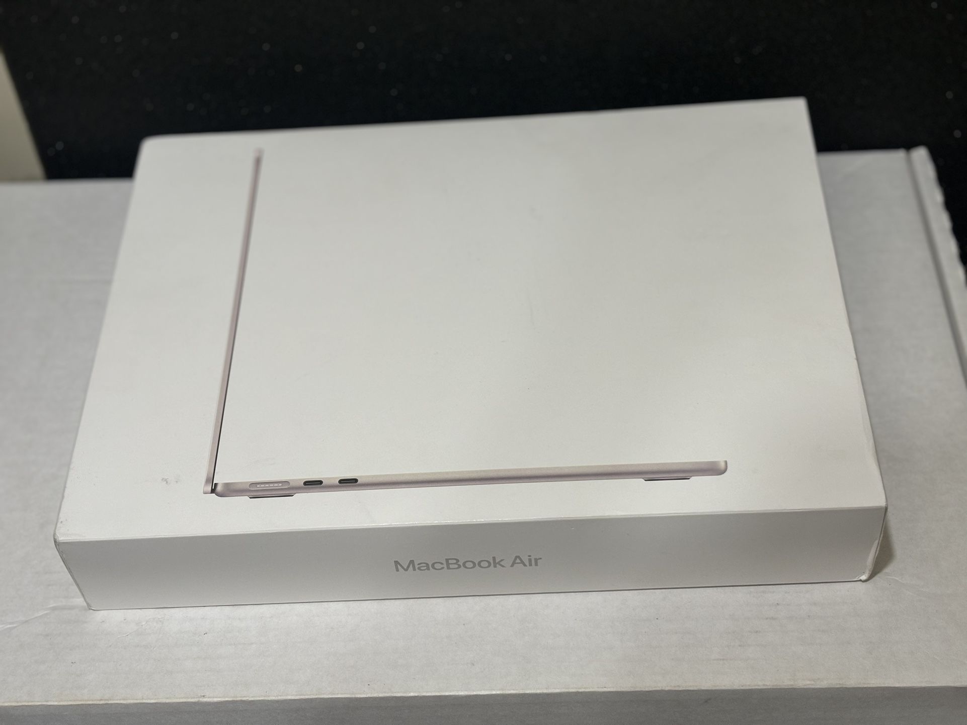 MacBook Air 13 M4 2025 16gb /512 gb starlight