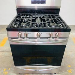 frigidaire stainless steel gas stove works great