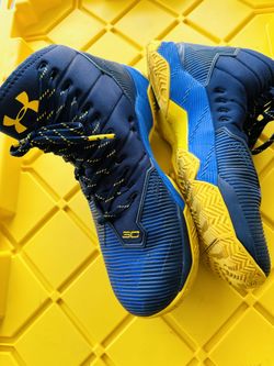 The Under Armour Curry 2.5 Sneakers Shoes Size 11 for Sale in San