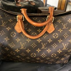 Louis Vuitton Speedy 30 With Wallet