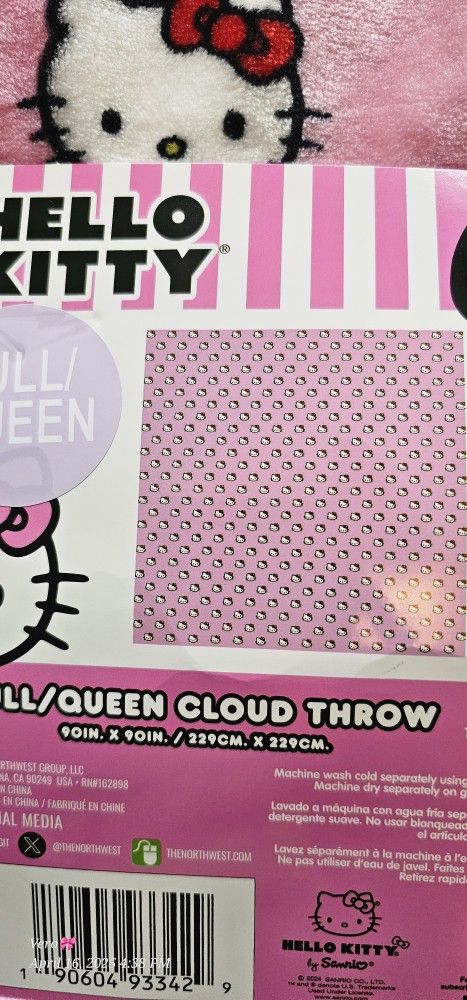 HELLO KITTY FULL/QUEEN BLANKET