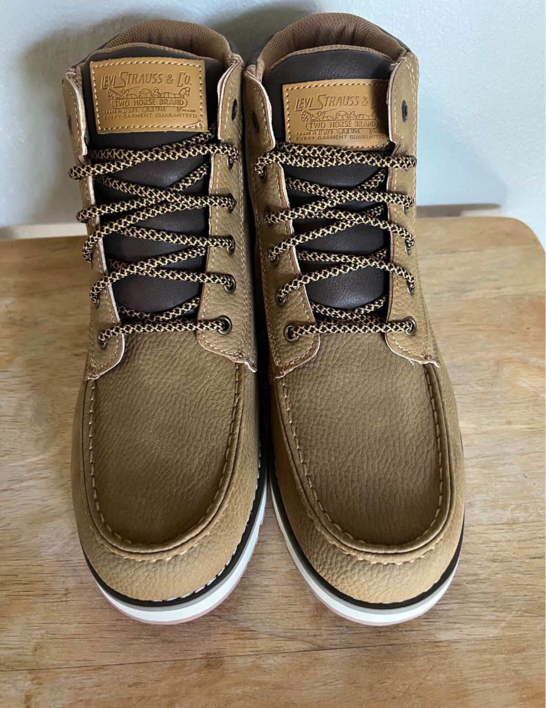 Brand New Levi's - Men's Boots Brown - Size 10.5