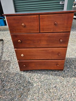 Dresser