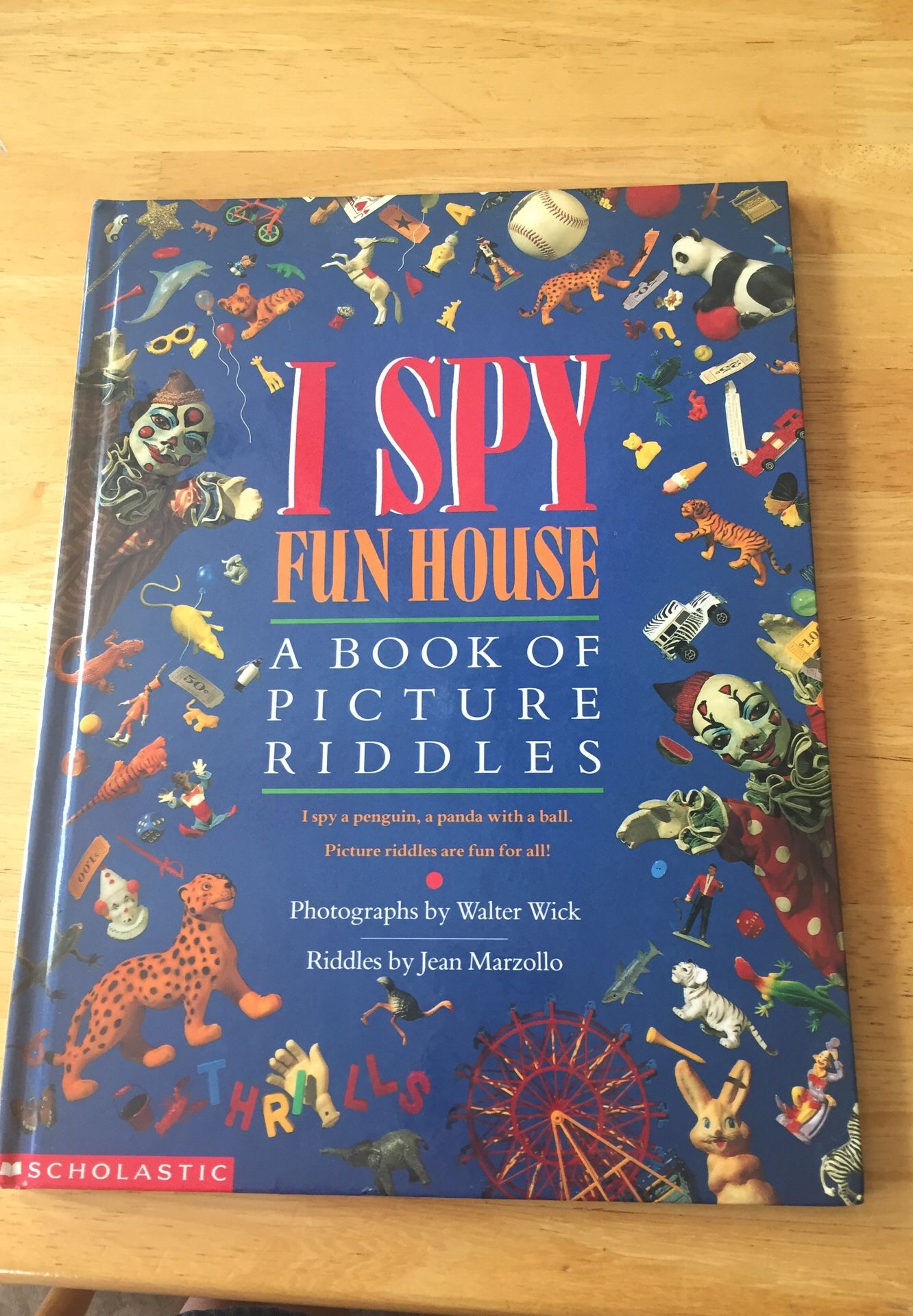 I Spy Fun House- A Book of Picture Riddles