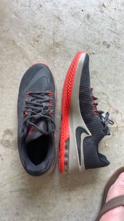 Nike men’s 9 shoes