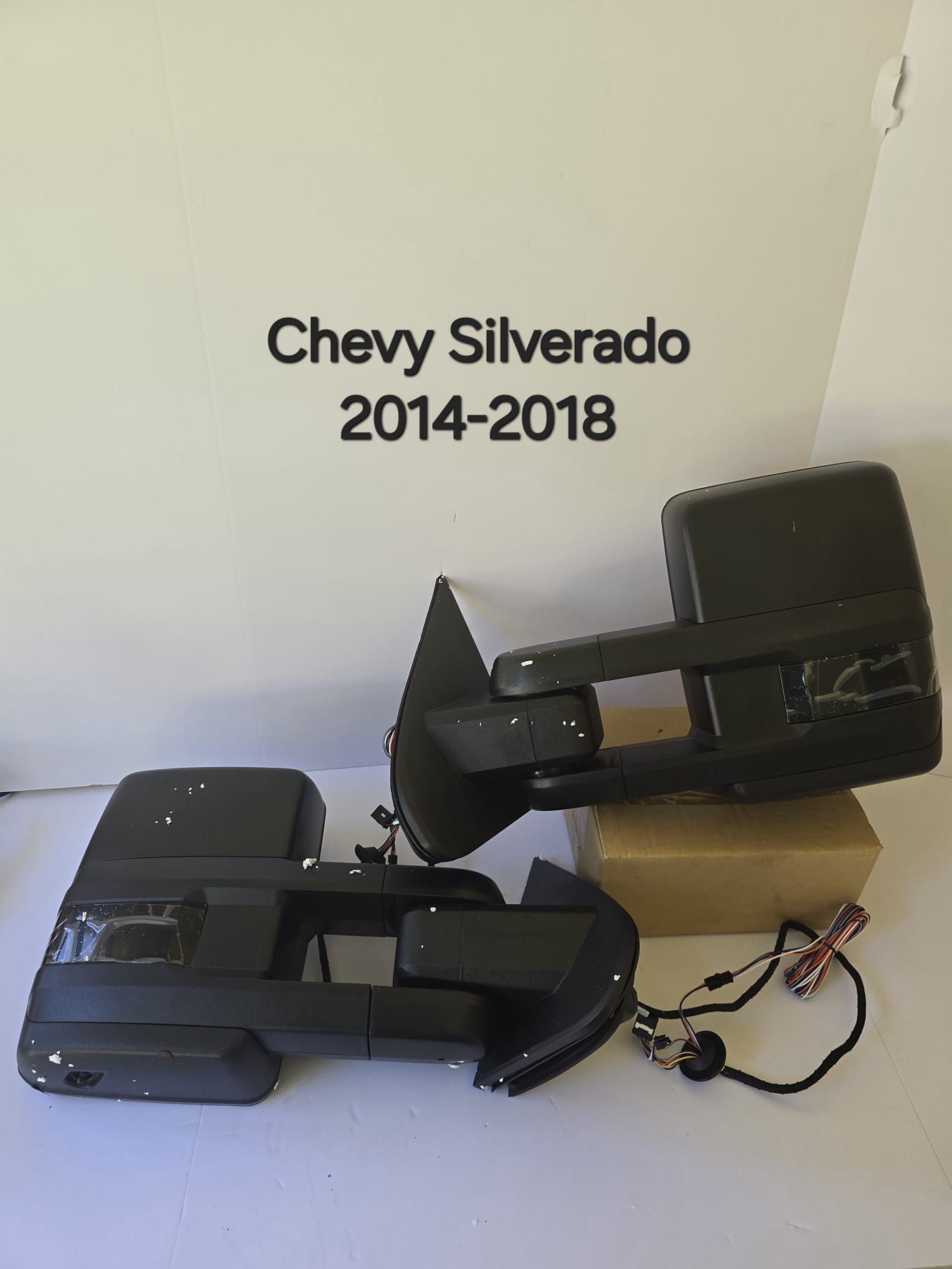 Chevy Silverado 2014-2018 Towing Mirrors 