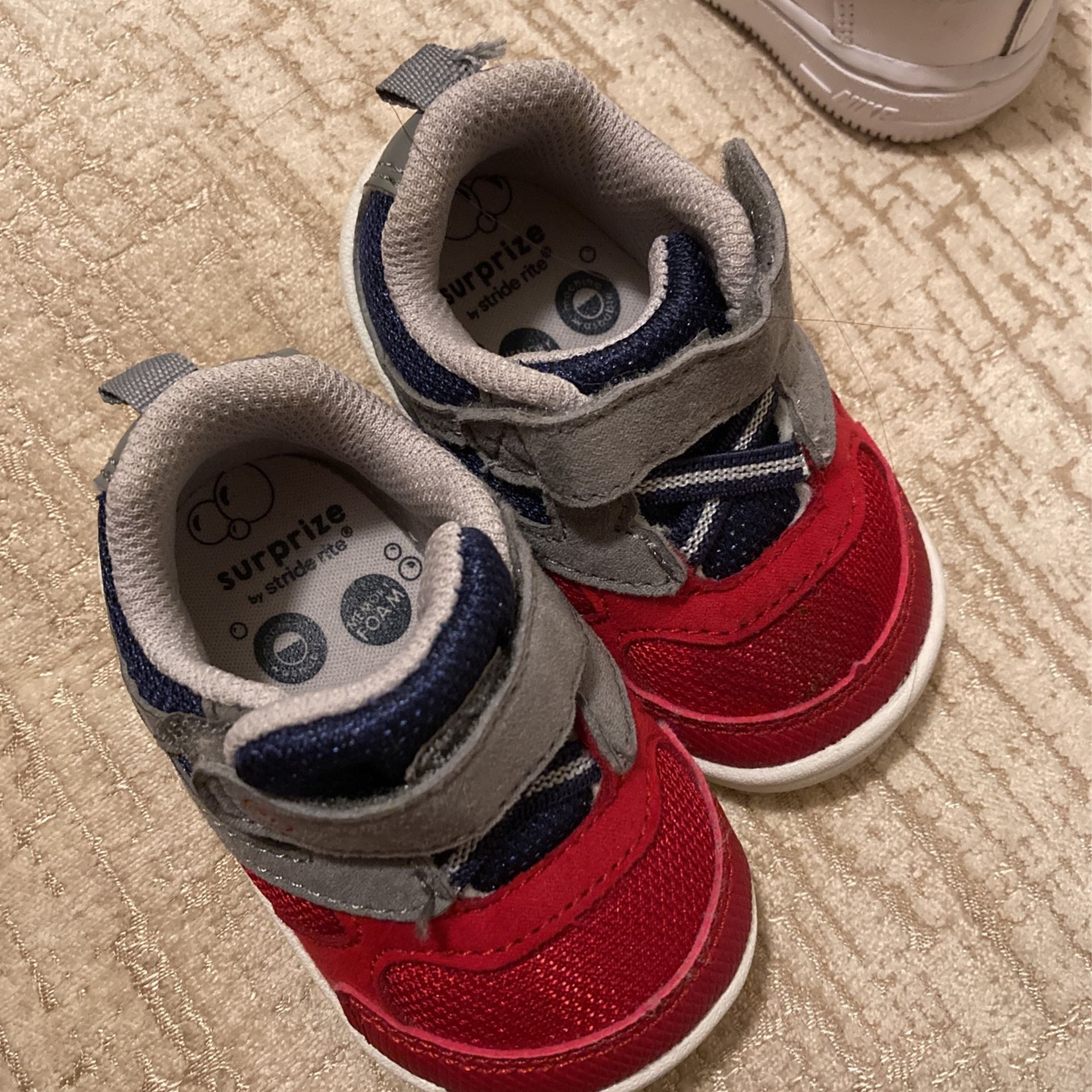 Suprize By stride Rite Memory Foam 3m