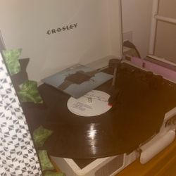 Crosley Record player 