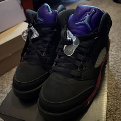 AIR JORDAN 5 RETRO SIZE 4Y