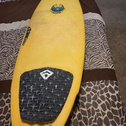 Cannibal Surfboard 5'6"