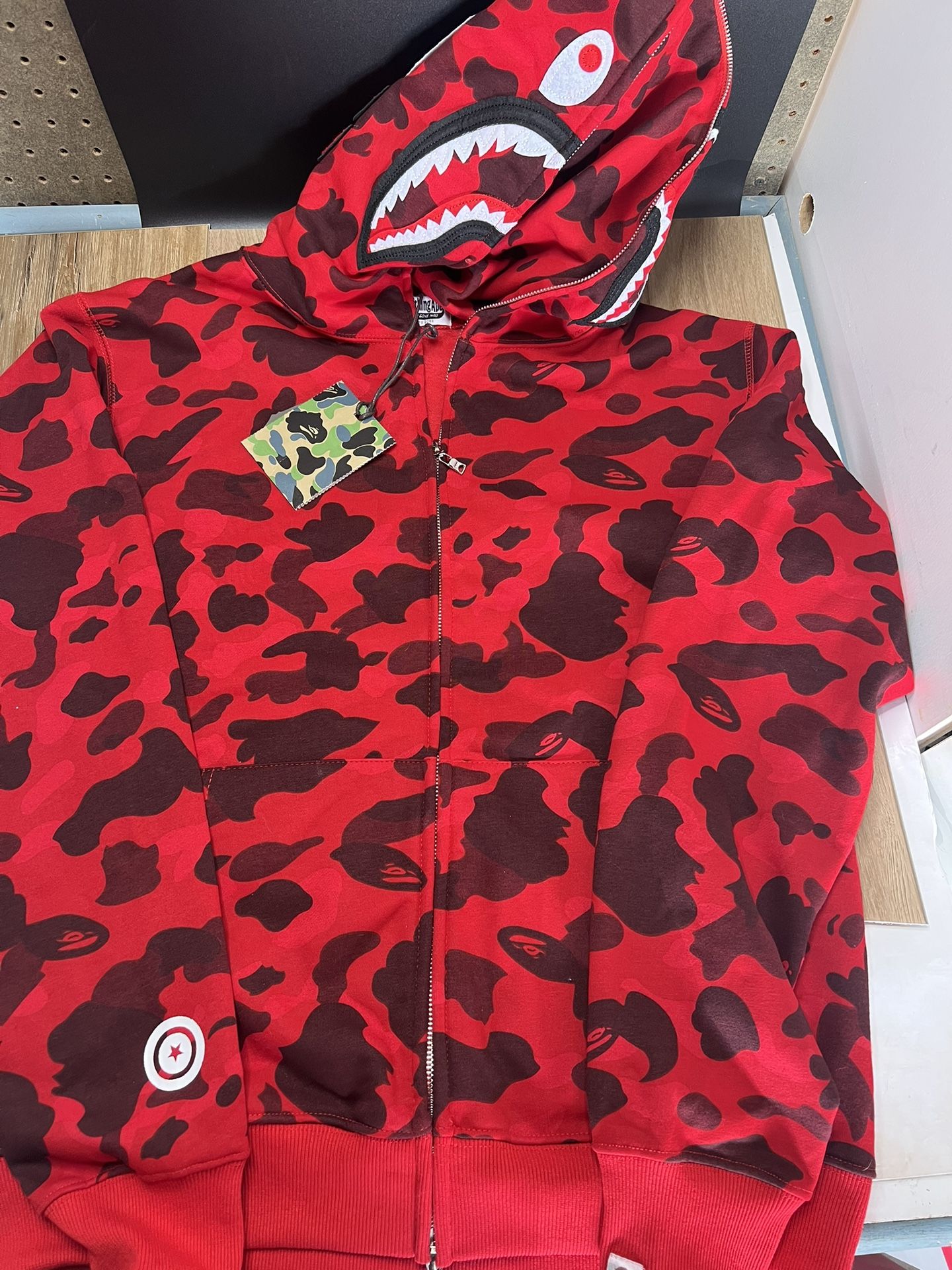 Bathing Ape Bape Face Shark face hoodie- Red Camo WGM. Size Extra Large