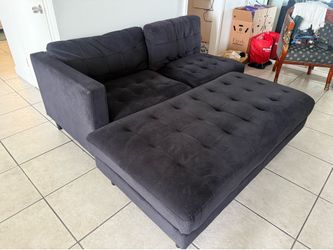 Sectional couch