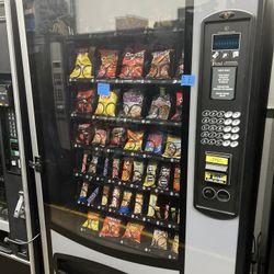 Soda And Snack Vending Machine COMBO