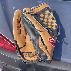 Rawlings Baseball Glove Left Handed Throwing 