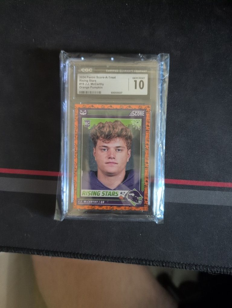 GEM MINT 10 JJ MCCARTHY RC