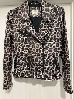 Women’s Jacket Size XL