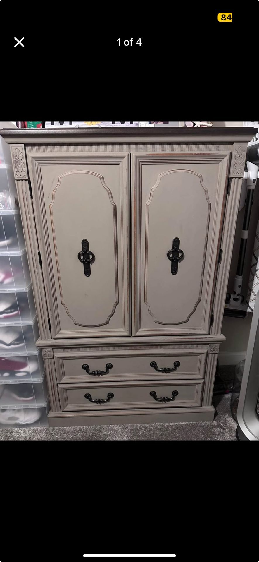 Armoire