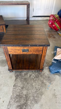 Living room table set