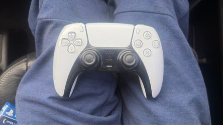 Sony PS5 DualSense Wireless Controller White & games
