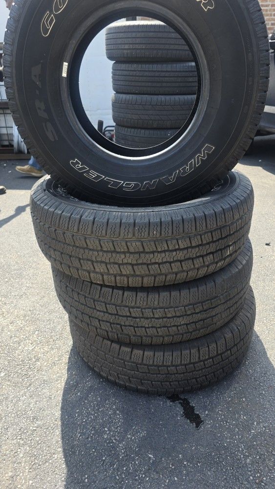 265 75 16 Goodyear