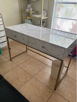 White Fake Marble Office Desk