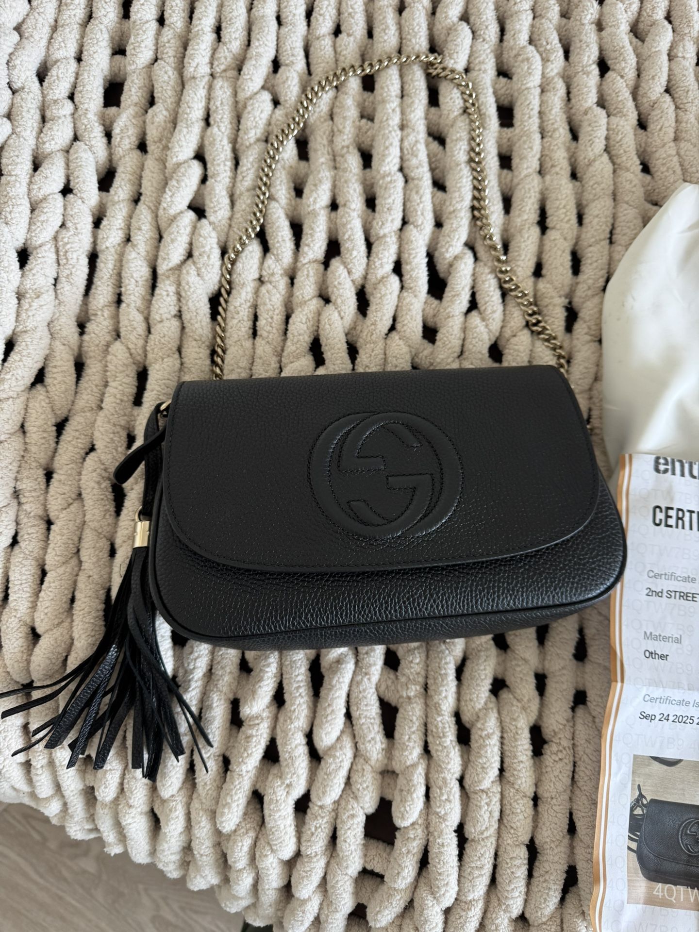 GUCCI SoHo Leather Flap Shoulder Bag