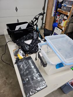 FAME and MycoBrooder Mushroom growing kits