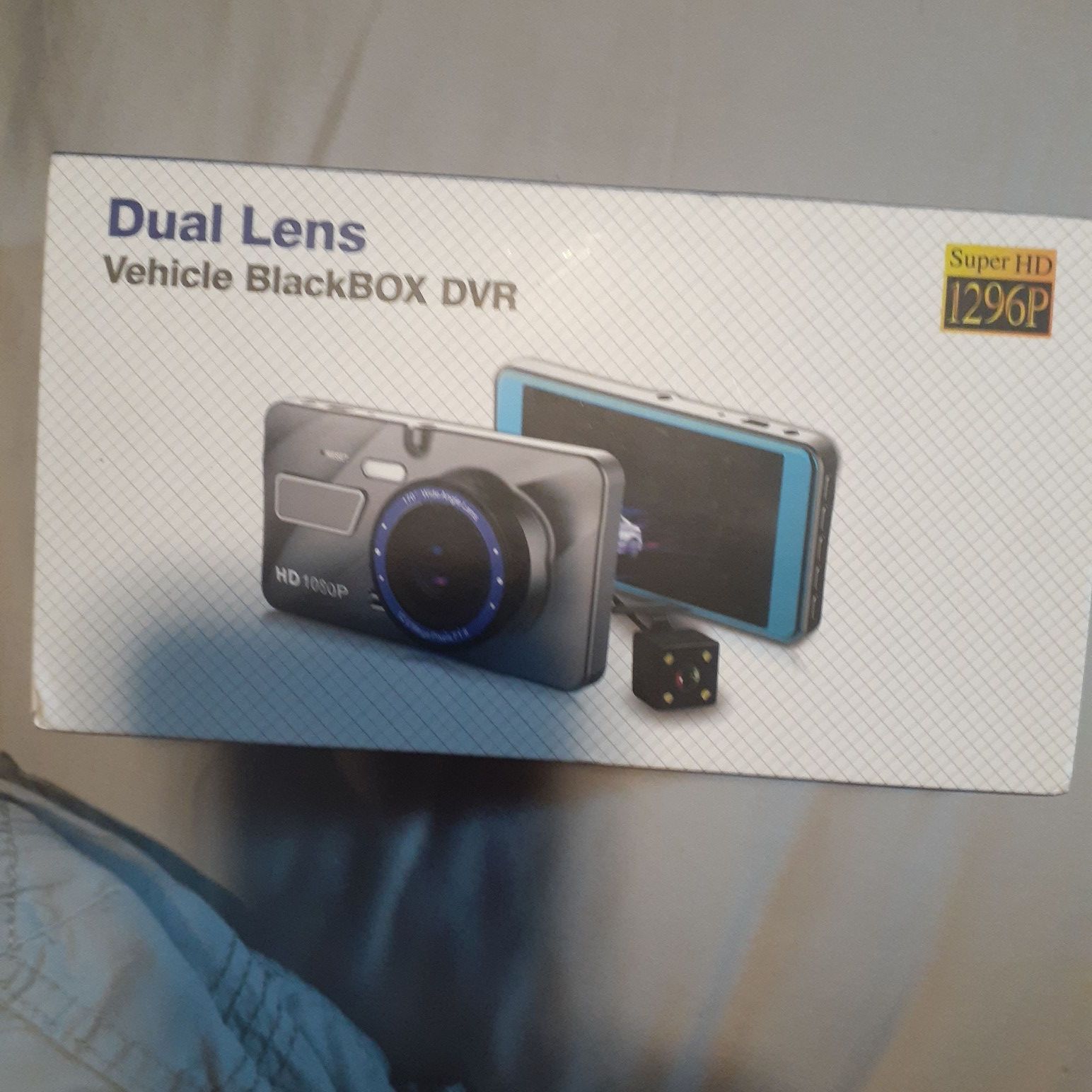 NEW IN BOX DUAL LENS VEHICLE BACK UP CAMERA