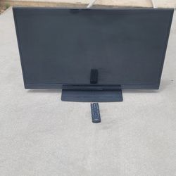 40" Insignia TV