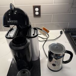 Nespresso VertuoLine Coffee Machine + Milk Frother Set