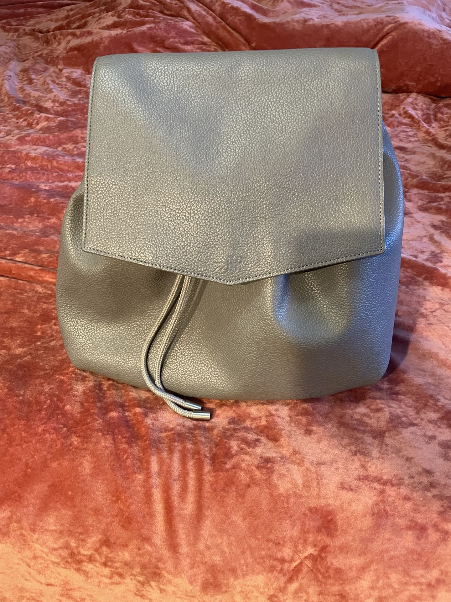 Freshly Picked Drawstring Backpack Diaper Bag in Gray Stone