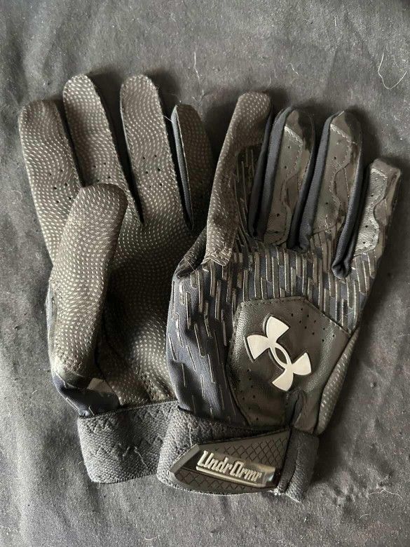 Under Armour Youth Batting Gloves