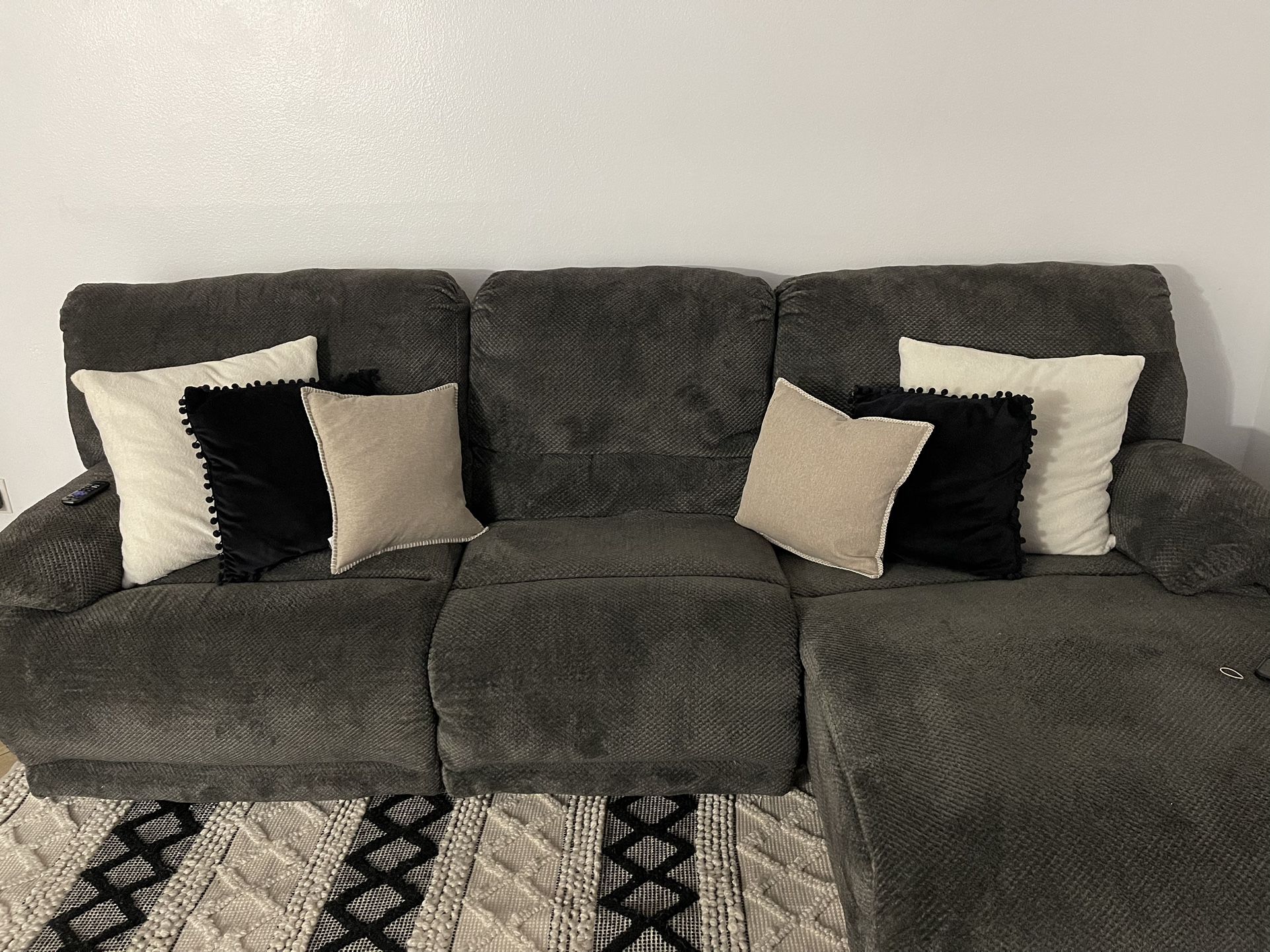 Dark Grey Recliner Couches 