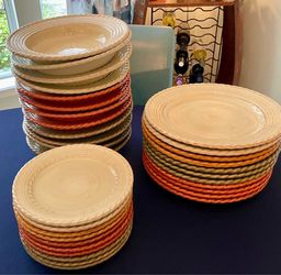 Dinnerware set