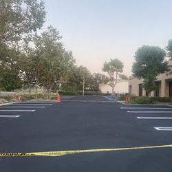 Sealcoating & Striping