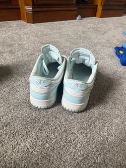Nike Dunk Low “Glacier Blue”