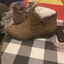 Women Shoes