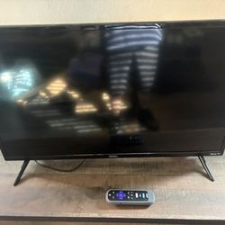 32”  Onn Smart TV With Remote 