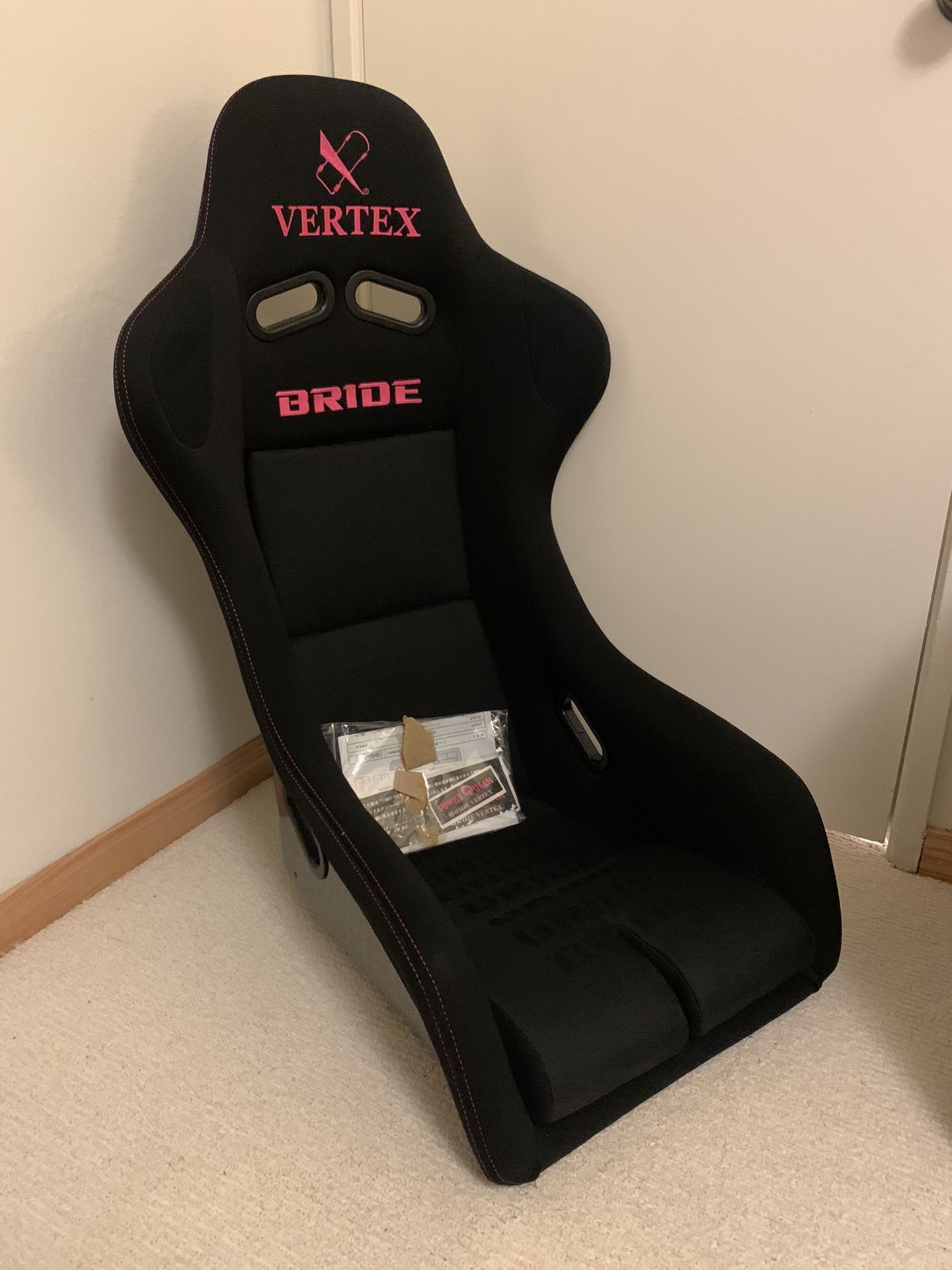 Vertex x Bride Zeta 3 bucket seat
