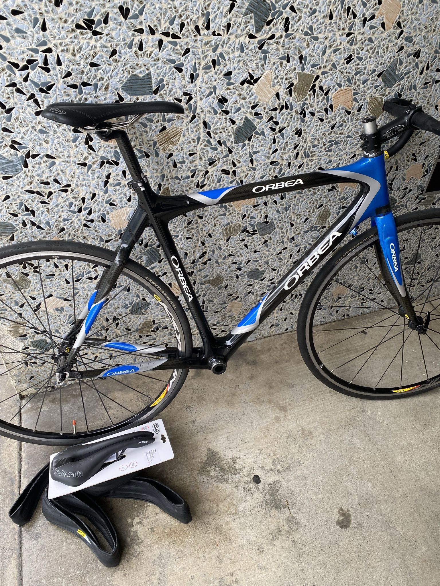 Orbea Onix Carbon Road Bike (no Groupset) 53cm