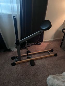 Squat machine