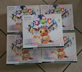 Prismatic Evolutions Elite Trainer Box