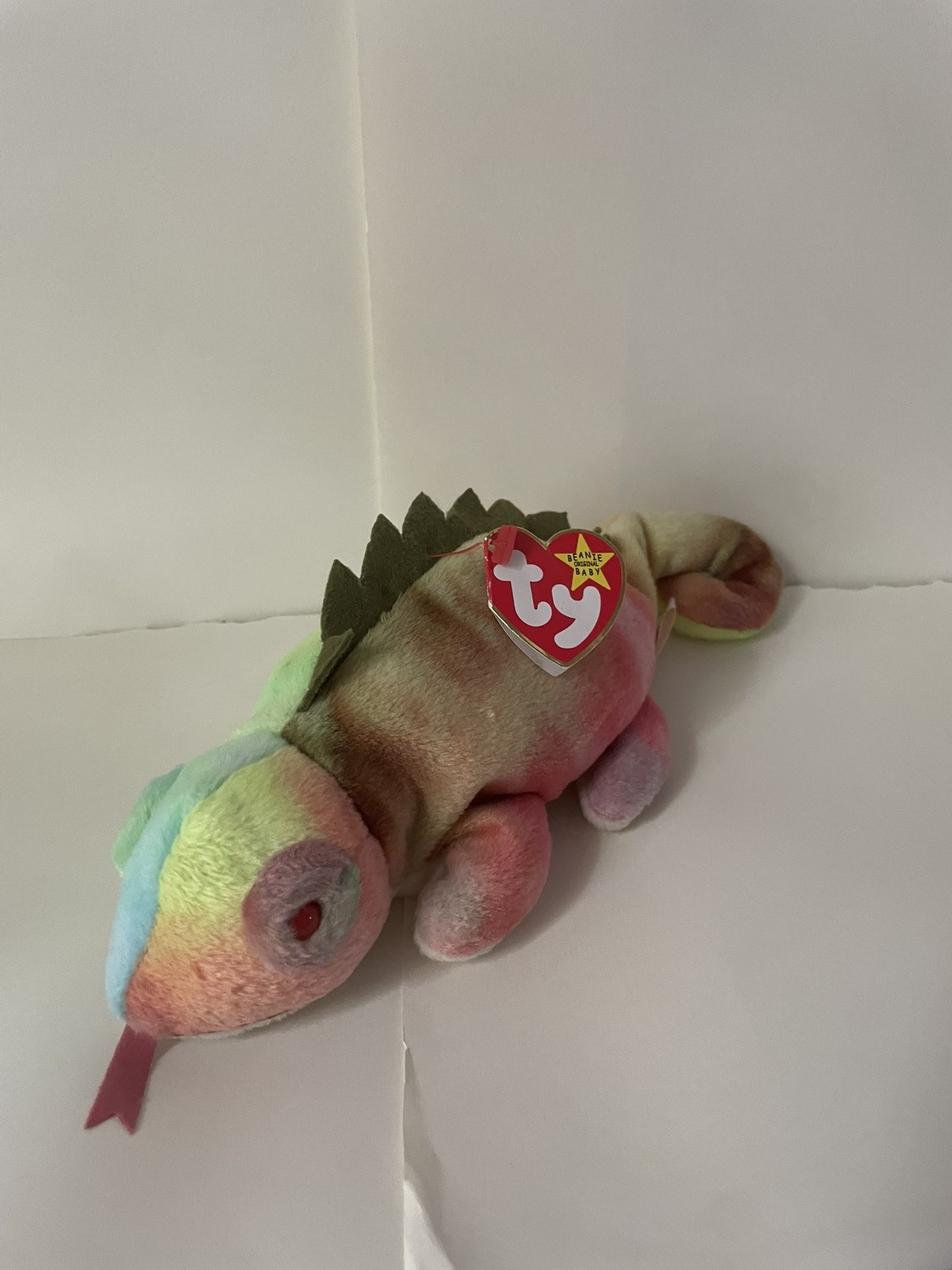 MINT CONDITION: Iggy Beanie Baby